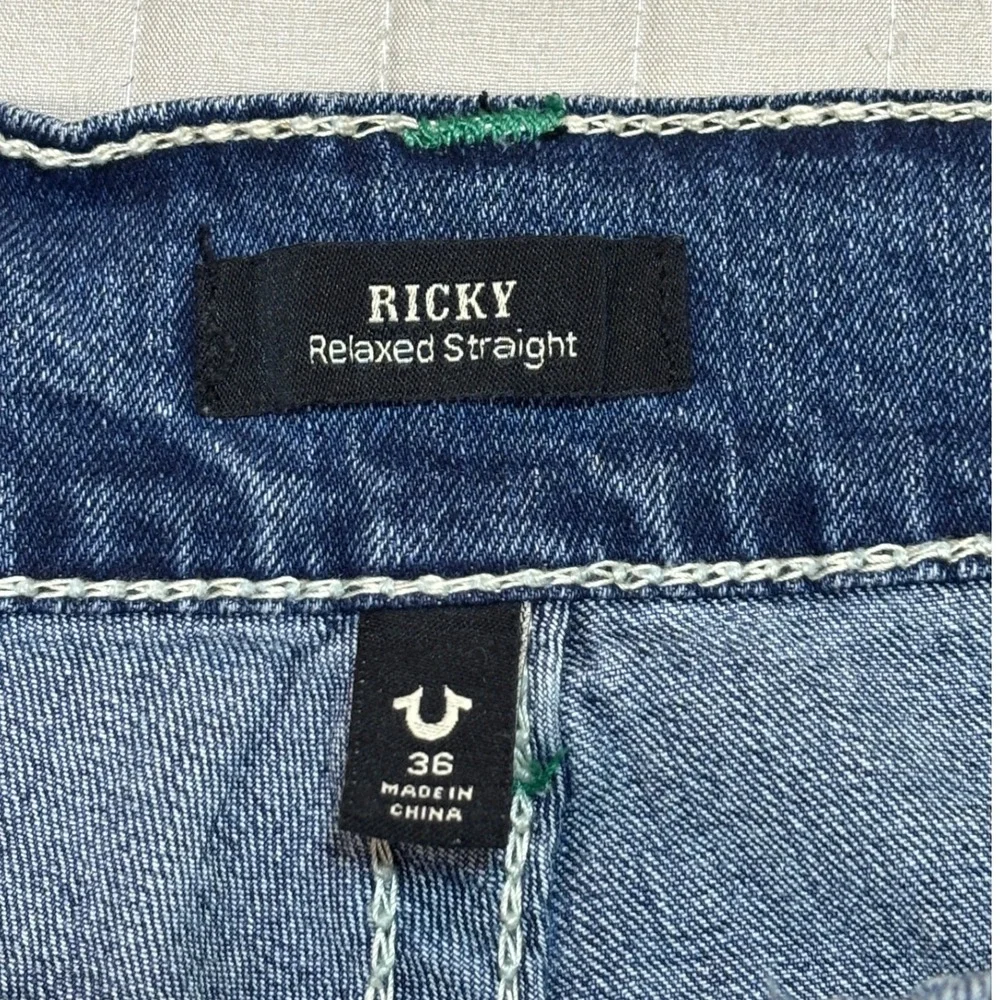 True Religion Ricky Relaxed Straight Big T Flap Blue Jeans Mens 36x29 Stretch